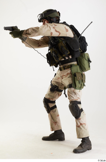 Photos Reece Bates Army Navy Seals Operator - Poses aiming…